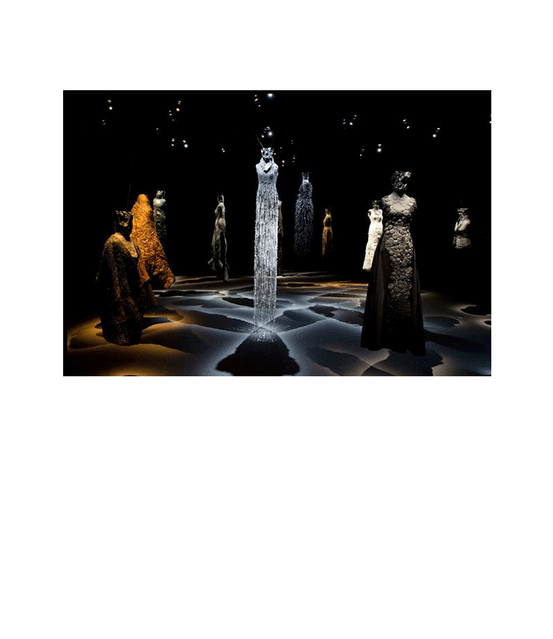 noureddine-amir-expo-les-robes-scultures-musee-ysl-paris-2016-02